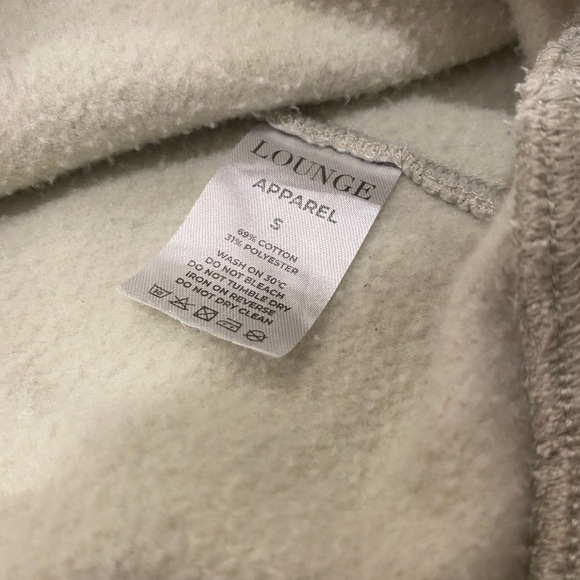 Lounge apparel small crewneck sweater, light green - Picture 6 of 7